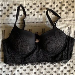 Black Lacy Victoria Secrete Bra